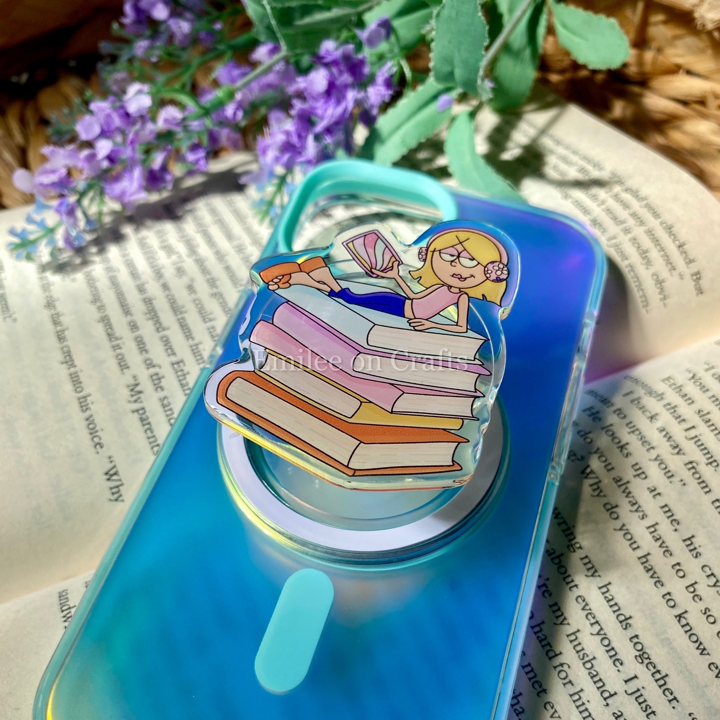 Lizzie Book Stack | Kindle E reader | MagSafe Grip | phone | kindle | tablet
