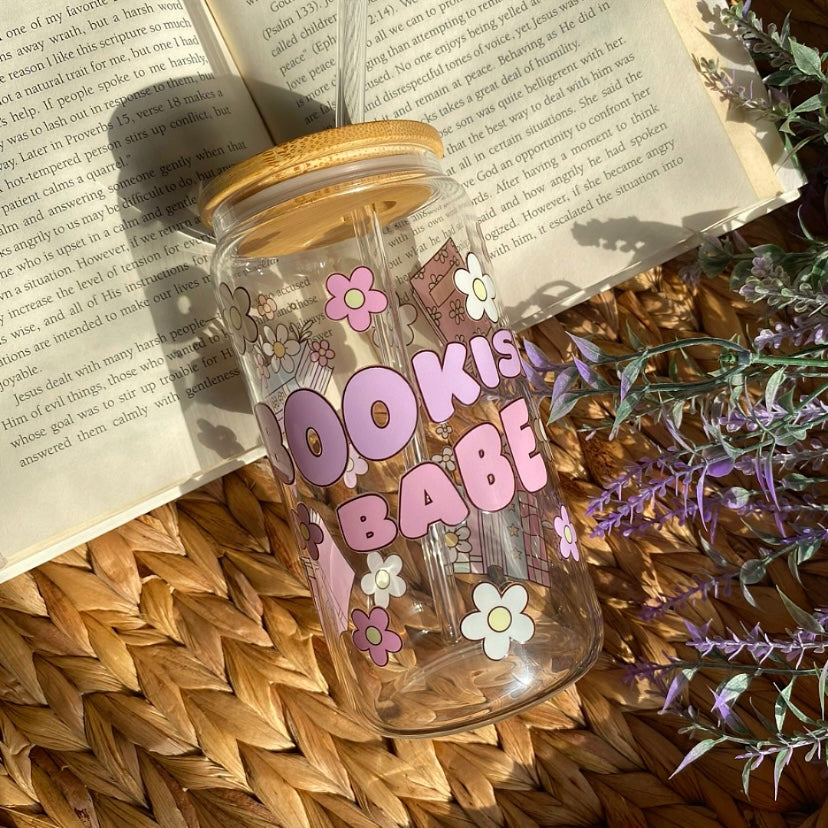 Bookish Babe Glass Cup - 20 oz