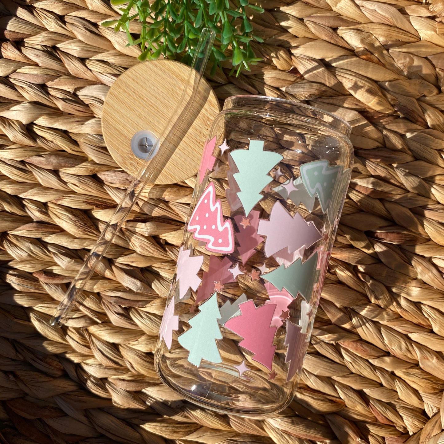 Pink Christmas Trees Glass 20oz cup