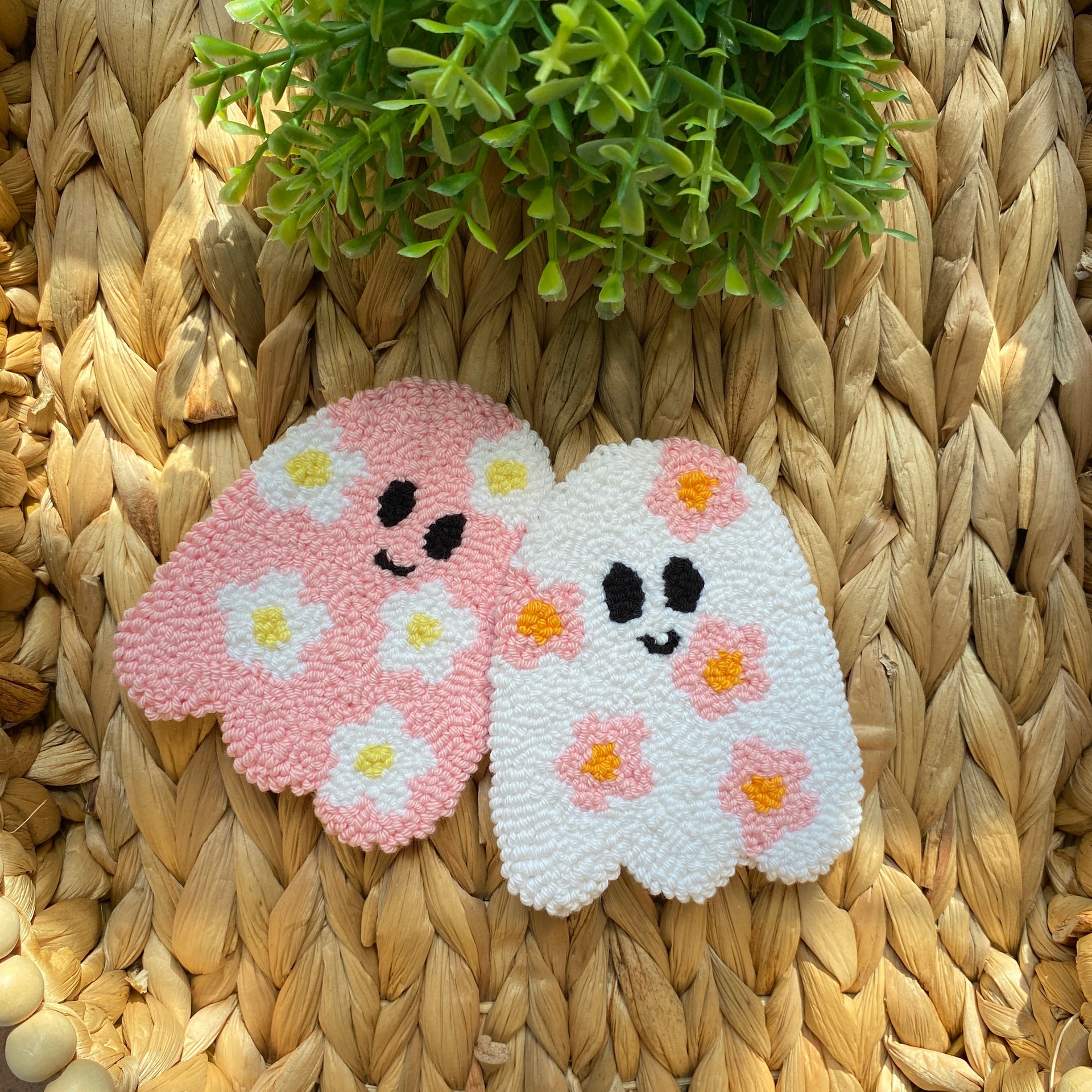 Daisy Ghost Cute Coquette Handmade punch needle mug rug coaster– Emilee ...